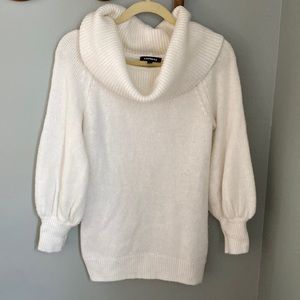Express Cream Sweater XS